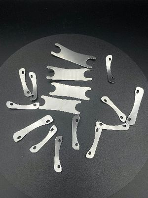 स्टेनलेस स्टील ऑटो स्टैम्पिंग पार्ट्स OEM/ODM विश्वसनीय और लंबे समय तक चलने वाला