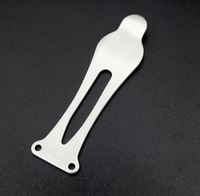 बिट्ज़र रेफ्रिजरेशन कंप्रेसरों के लिए इनपुट और एग्जॉस्ट रीड वाल्व प्लेट